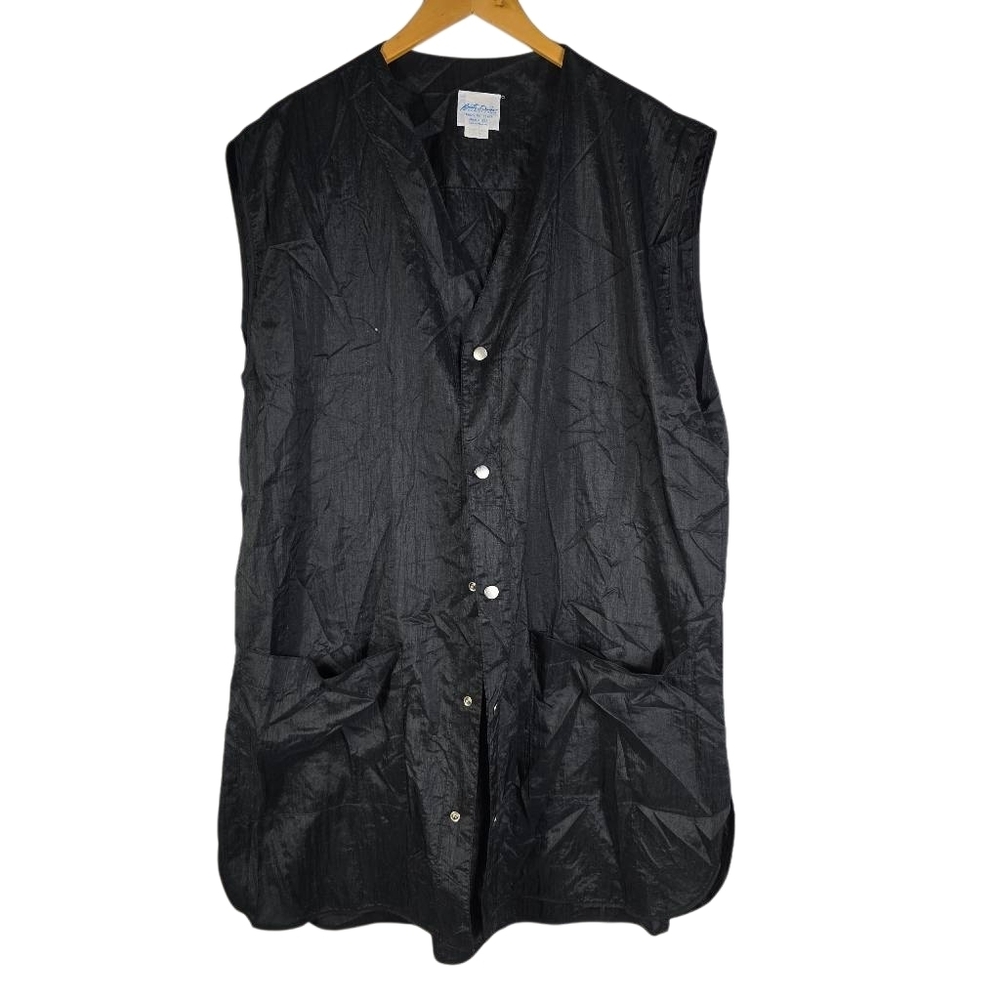 Betty Dain Black Barber Vest – Stylist Vest, Button‑Front, One Size